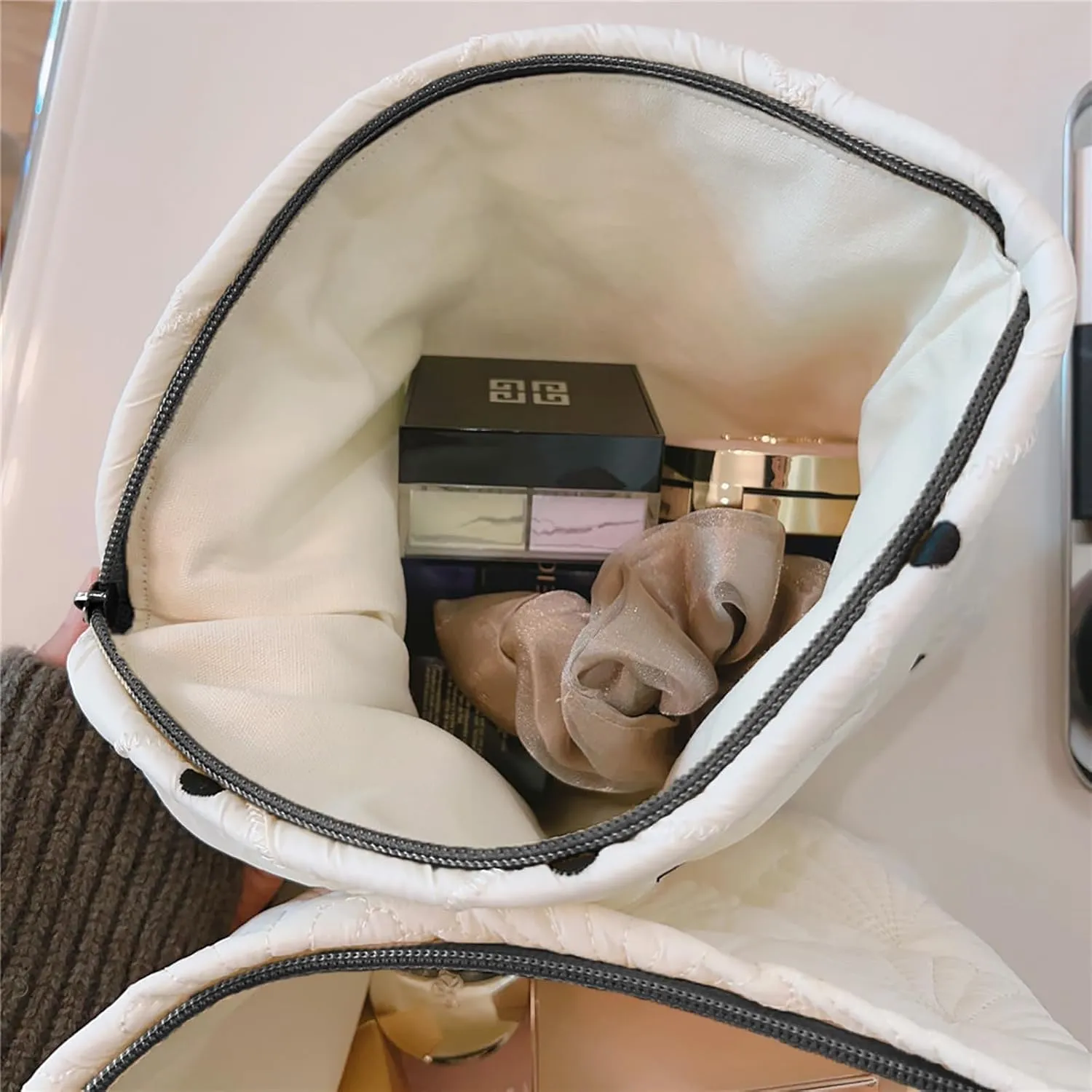 Aesthetic Quilted Makeup Bag Cosmetic Travel Pouch Purse Organizer, Canvas Lined, Cute Embroidery Shells Creamy White Silky Polyester