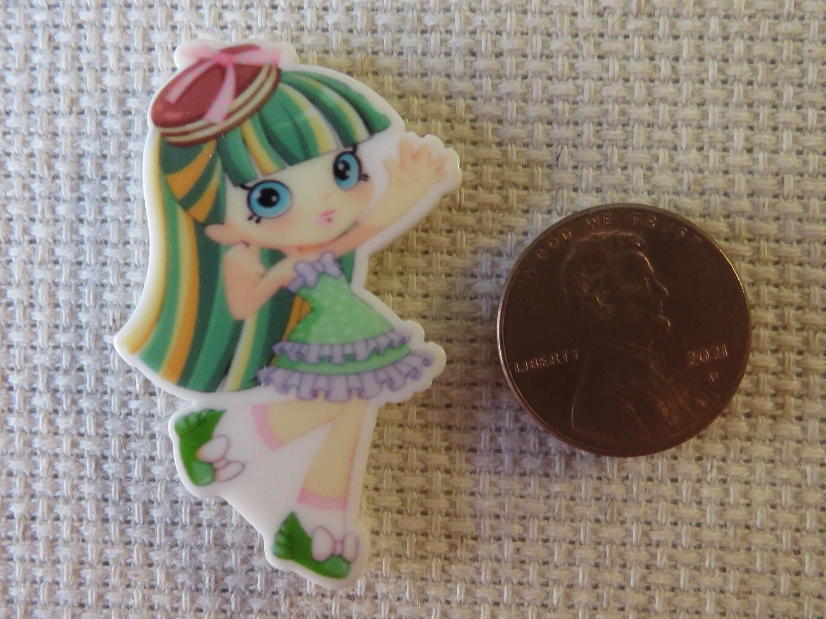 Green Doll Needle Minder, Cover Minder, Magnet LAST ONE!